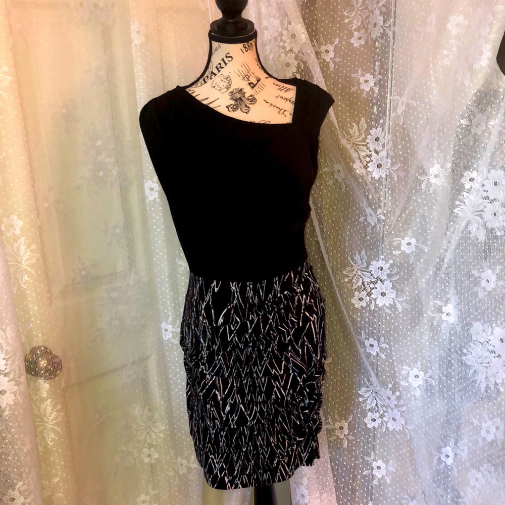 BCBGeneration Dress Asymmetrical Top Black Red White Blue Bottom Dress